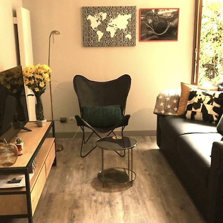 The One Suite آنسي المظهر الخارجي الصورة